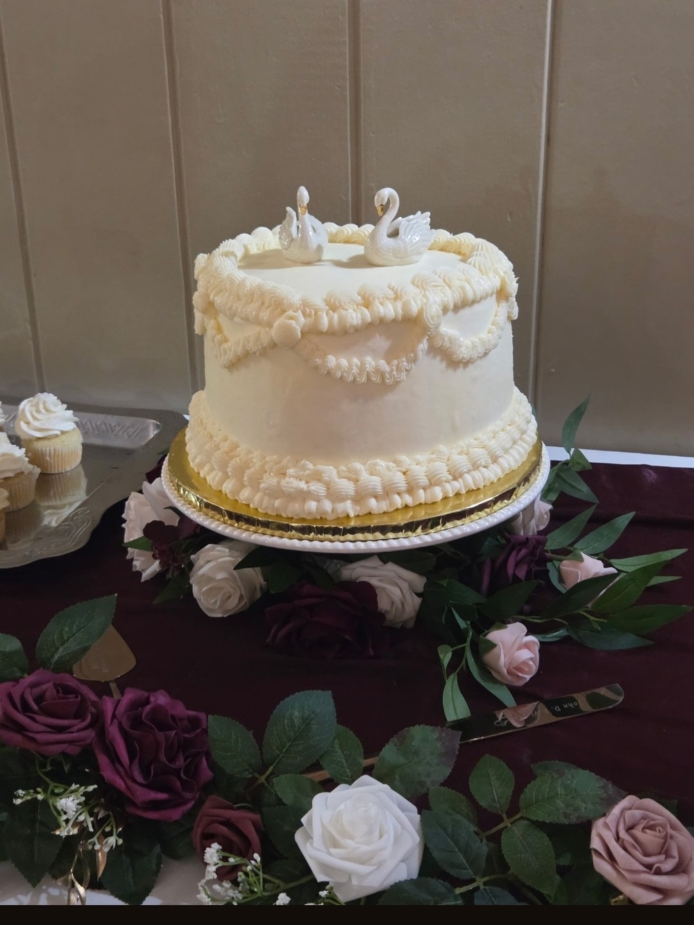 Lenox Pair Swan Card Holder Cake Toppers